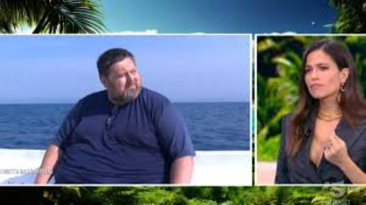 Mario Adinolfi sbarca all’Isola dei Famosi: “Ho paura, ma affronto l’impossibile”