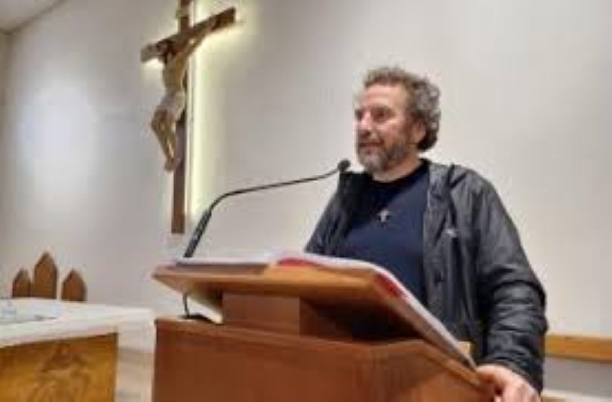 Bari, Don Angelo Cassano racconta il Libertà dopo il suo trasferimento: «Non è un quartiere da temere»»